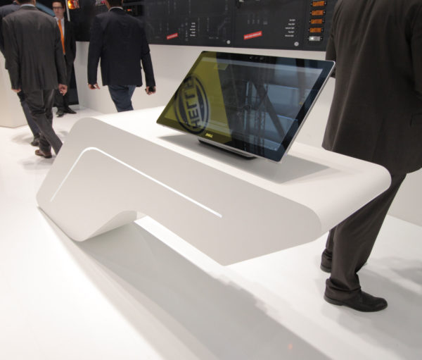 Hüppmeier Marketing und Design GmbH - Referenz - Messedesign - Hella IAA 2016 - Hüppmeier Marketing und Design GmbH - Referenz - Messedesign - Hella IAA 2016 - 10