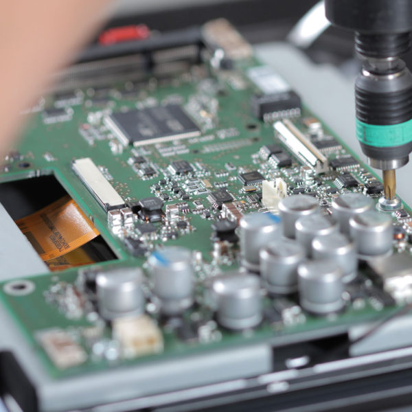 Hüppmeier Marketing und Design GmbH - Referenz - Fotografie - Industriefotografie - Müller Elektronik 03
