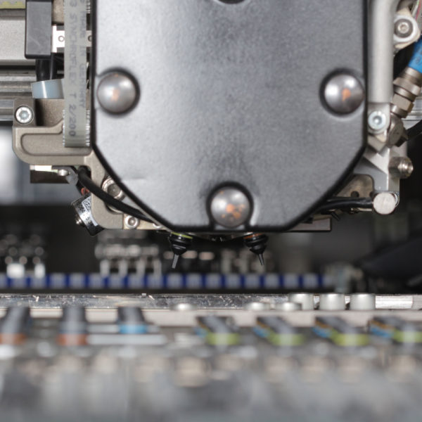 Hüppmeier Marketing und Design GmbH - Referenz - Fotografie - Industriefotografie - Müller Elektronik 15